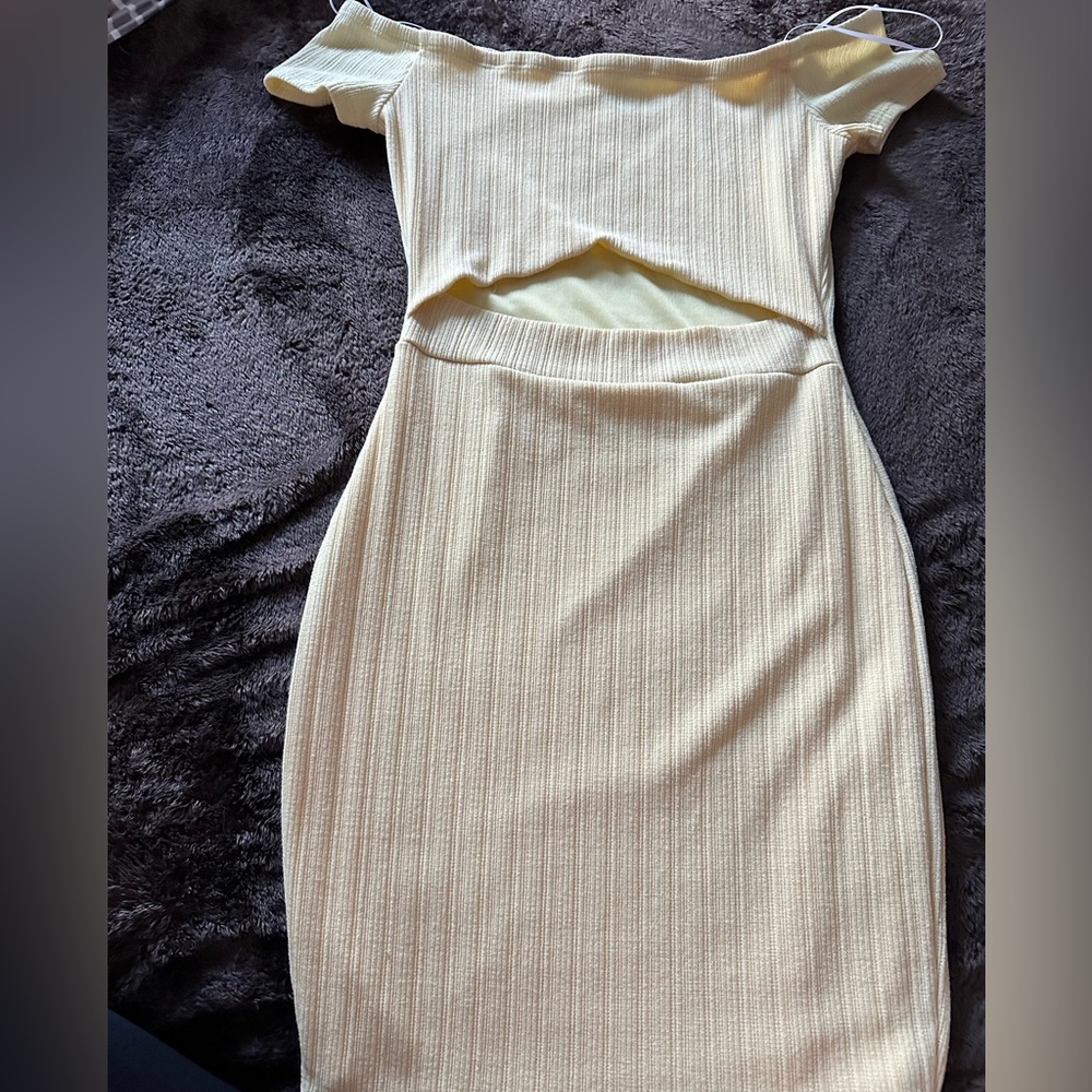 Off the shoulder cutout dress